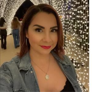 Meet your Posher, Stephanie